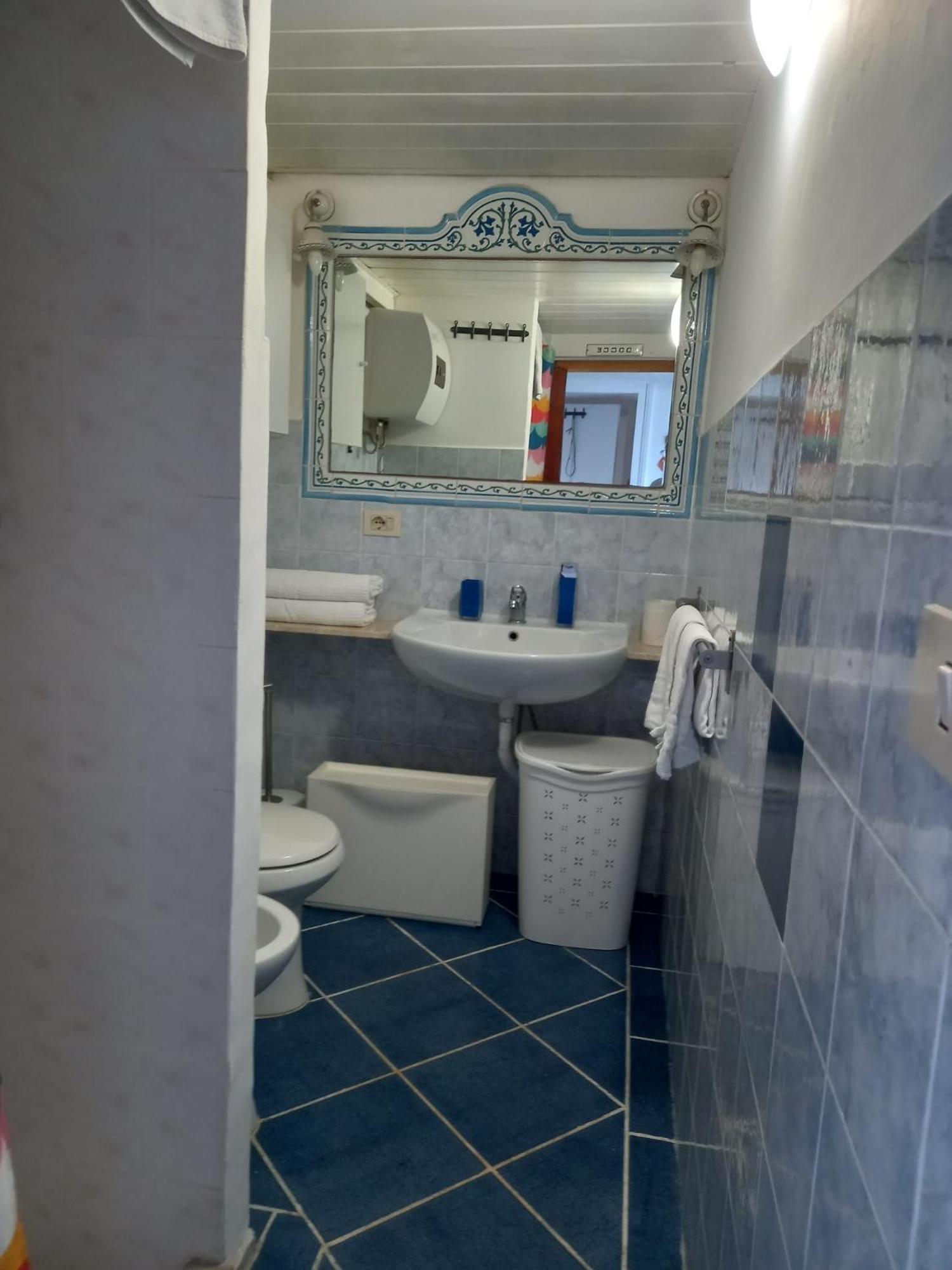 Hotel La Casa Sugli Archi Ponza Exteriér fotografie